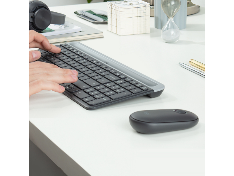 Logitech 920-009204 tastiera Mouse incluso Universale RF Wireless QWERTY US International Grafite (MK470 SLIM WRLS KEYB + MOUSE