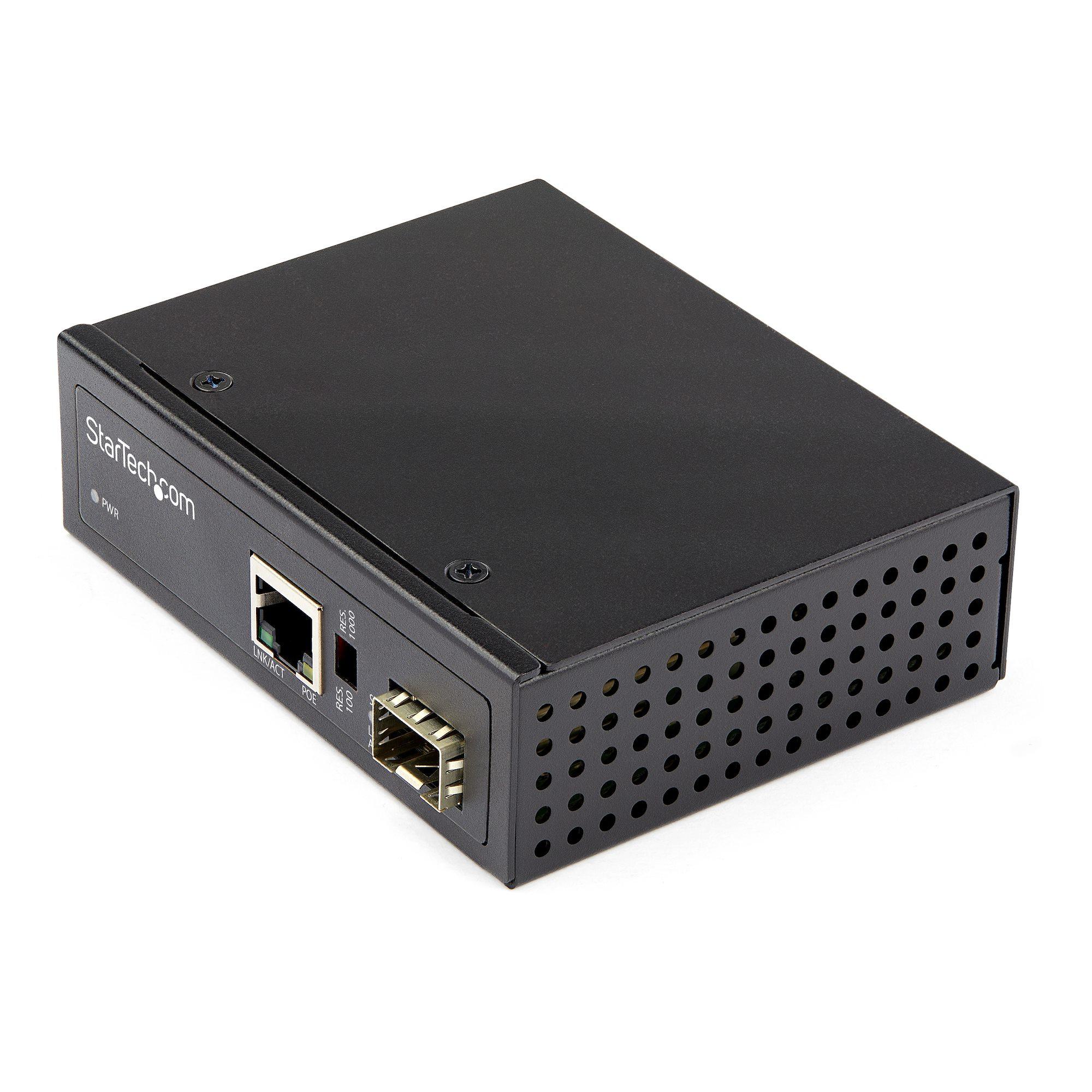 StarTech.com Media converter fibra a Ethernet 60W - Convertitore gigabit fibra ottica rame per uso industriale - PoE Media conv