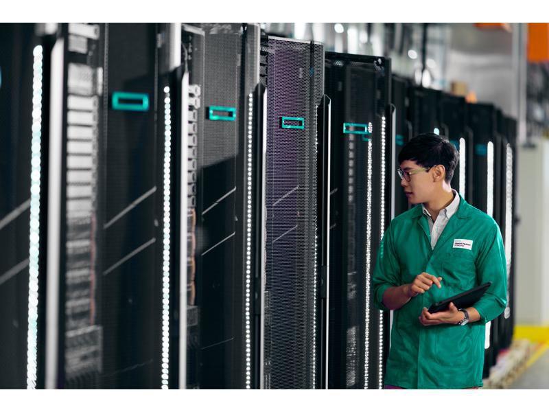 HPE ML350 Gen11 NS204i-u Enable Kit