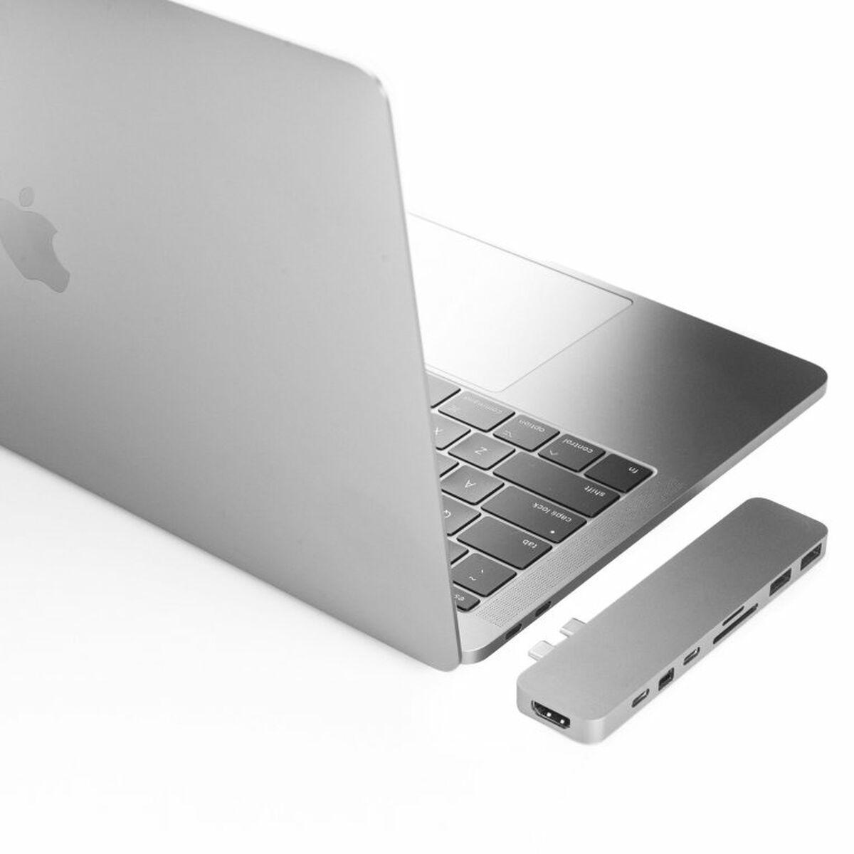 PRO 8-in-2 MacBook Pro Hub Silver