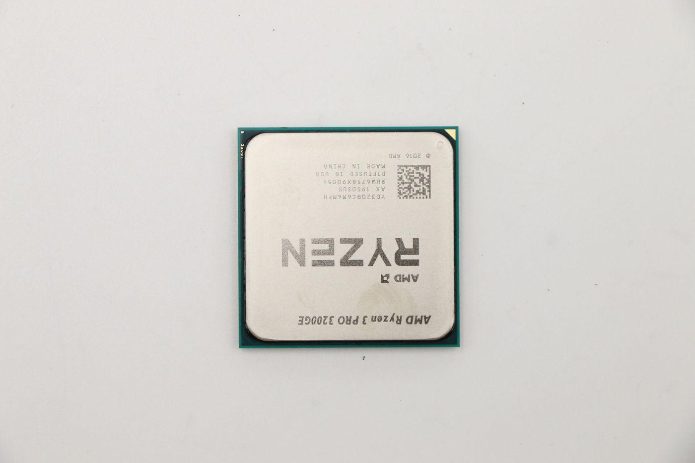 AMD Ryzen3 PRO 3200GE 3.3GHz/4