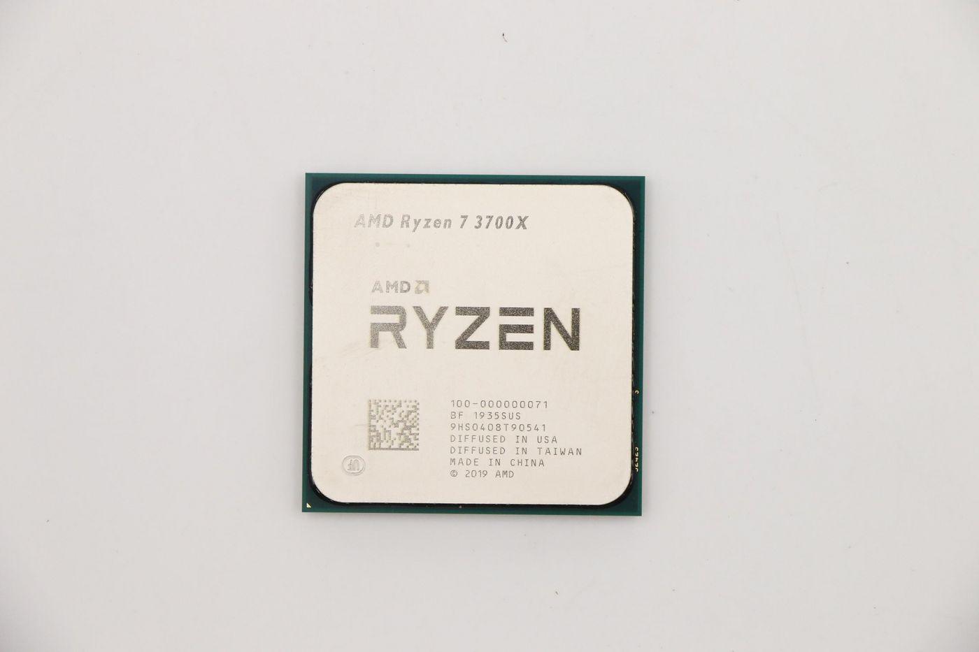 AMD Ryzen 7 3700X 3.6GHz/8C/32